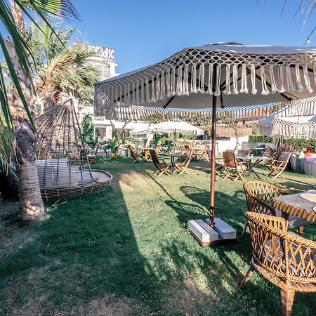 Hotell Sun Paradise 3*